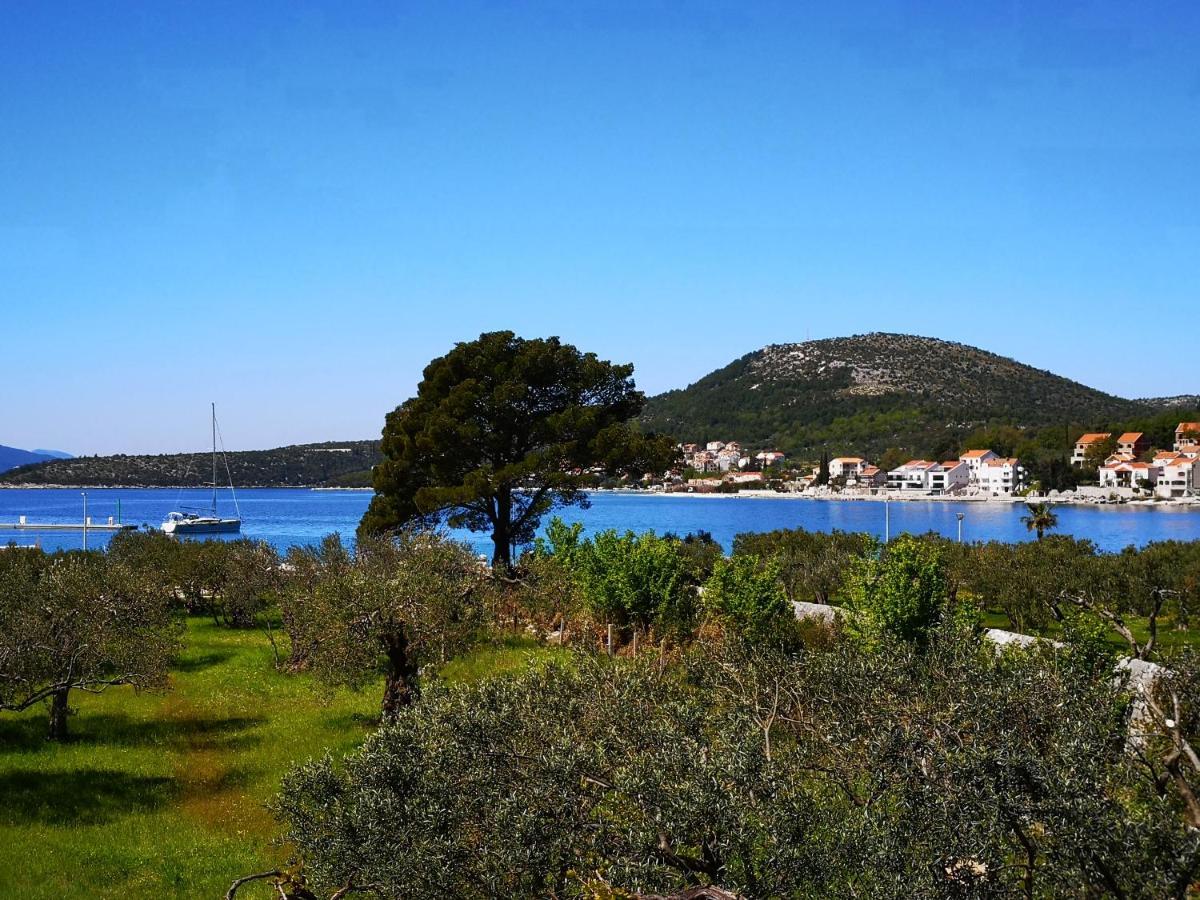 Marina Slano Apartment Bagian luar foto